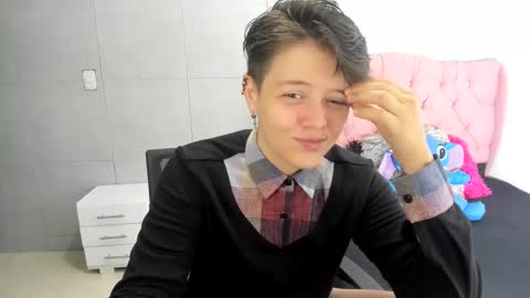 FANNY online show from October 14, 1:57 pm