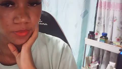 farianna_hot online show from May 18, 4:07 am