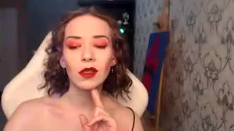 Fascinating   Eyes online show from June 11, 7:32 pm
