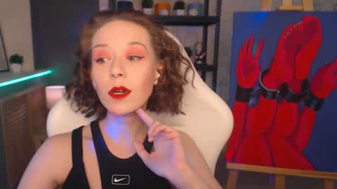 Fascinating   Eyes online show from January 25, 6:10 pm