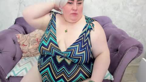 fashiona online show from February 4, 8:46 am