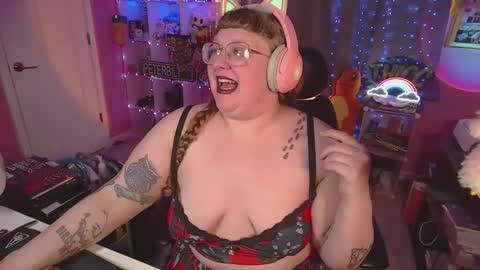 FatVeronica online show from February 5, 3:59 pm