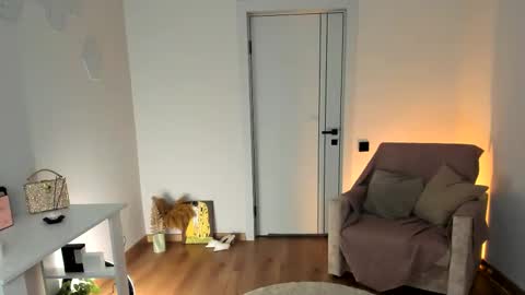 Daniela online show from February 14, 1:24 pm