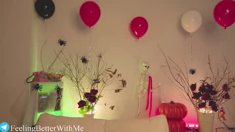 Princess Kate  HOT ANAL VID ON FANSLY    Help me reach 100 likes online show from October 23, 3:45 am