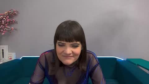 Laura online show from September 30, 3:12 am