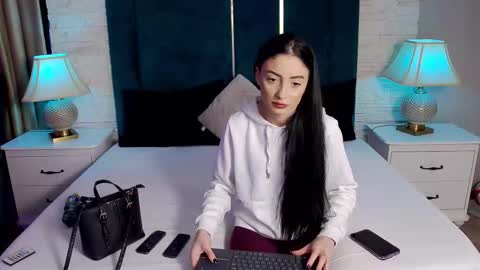 FeetVibe online show from November 4, 9:47 am