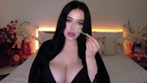 Felicia Herceg online show from October 23, 11:44 pm