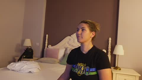 FeliciaKrige online show from February 5, 9:29 pm