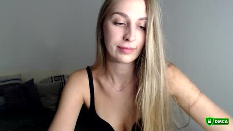 Femke online show from March 22, 8:48 pm