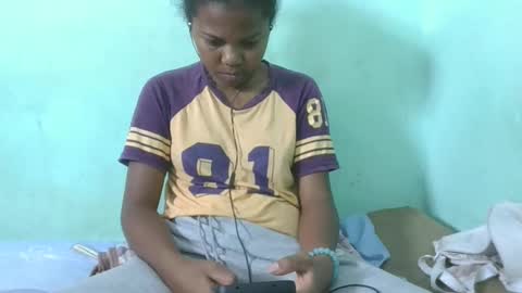 fenou122745 online show from January 18, 7:21 pm