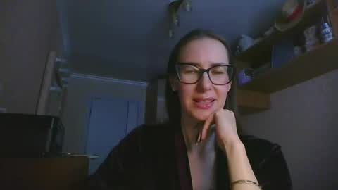 feraliss online show from December 16, 10:43 am