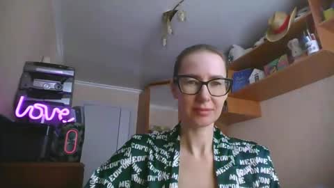 feraliss online show from February 11, 9:55 am