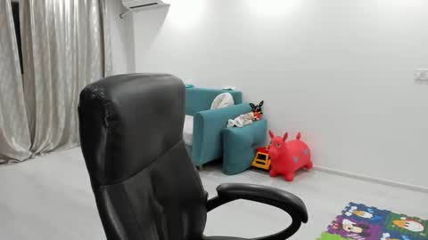 Catalea DM online show from November 20, 8:10 pm