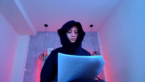   online show from October 10, 12:10 pm