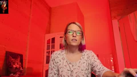 Lady online show from April 3, 3:21 pm