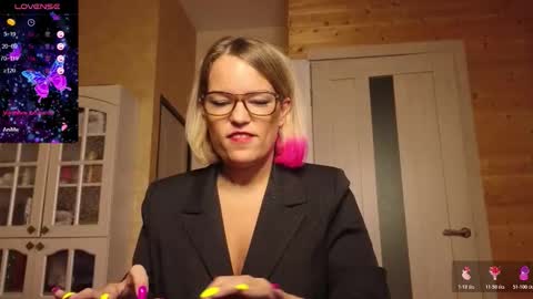 Lady online show from October 21, 5:00 am