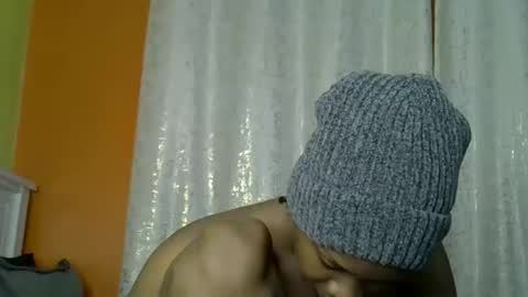 fine_queen12 online show from March 25, 8:01 pm