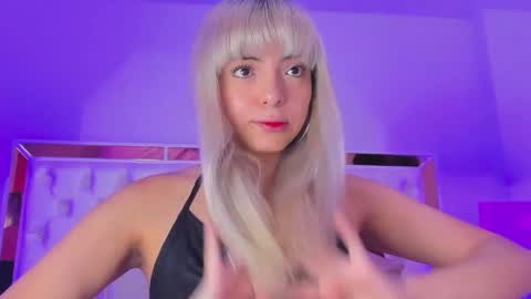 finnky1 online show from March 5, 3:40 am