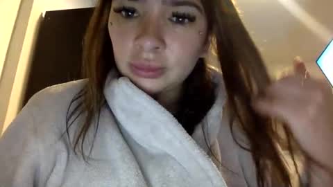 fioorosellini online show from April 19, 10:34 pm