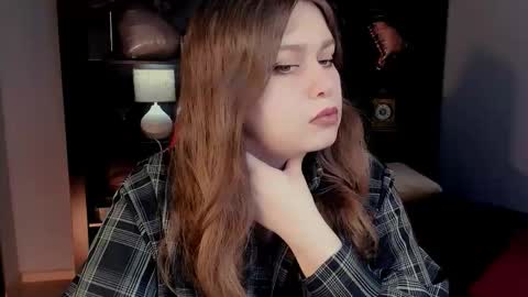 fiora online show from February 15, 6:38 am