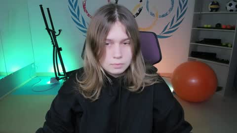 fiora online show from January 23, 9:08 am