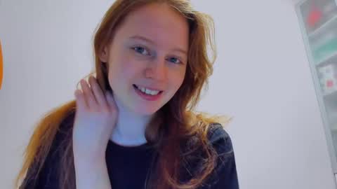 fire_luna online show from January 23, 7:43 am