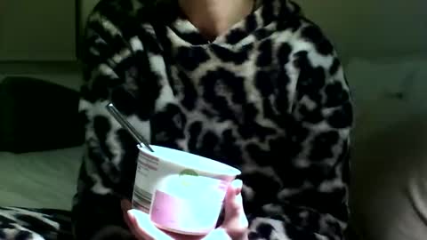 Fitbut online show from January 13, 10:03 pm