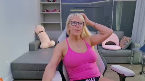 Bianca online show from July 6, 1:38 pm