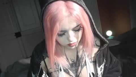 flipthesugar online show from February 21, 6:41 pm