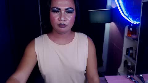 Angel online show from February 10, 5:52 pm