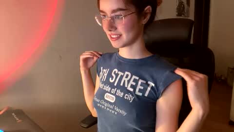 Cutie online show from March 15, 11:51 pm