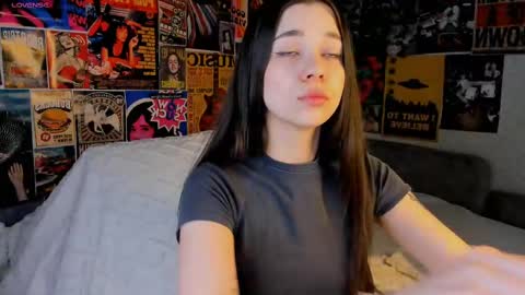 Emely  online show from March 2, 10:23 pm