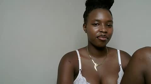 flirtyzariah online show from February 23, 7:46 pm