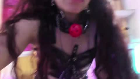 FLORA online show from October 8, 7:07 pm