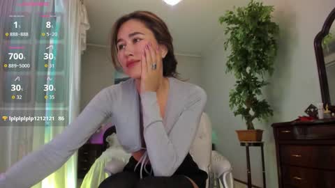 Nicole online show from September 12, 2:01 am