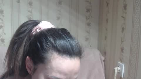 say meow and send tip  online show from March 10, 2:48 am