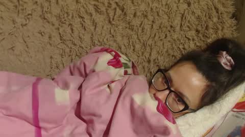 say meow and send tip  online show from January 31, 5:53 pm