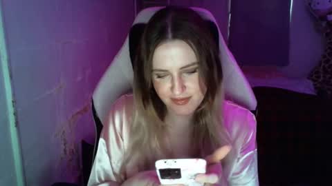 Flux online show from November 5, 2:33 pm