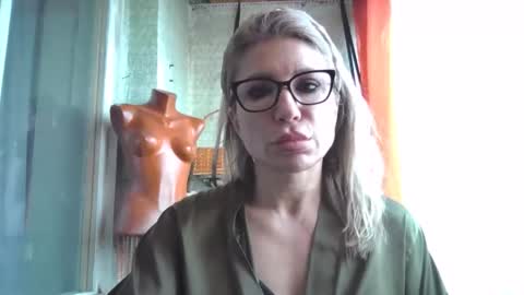 fox_red_lady7 online show from April 1, 10:05 am