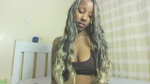 foxyatmidnite online show from July 20, 12:35 am