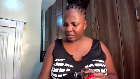 Kayla online show from March 5, 2:36 am