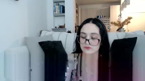 Angel online show from December 28, 5:03 pm