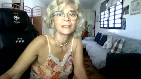 francelune online show from January 20, 11:24 am