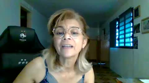 francelune online show from September 22, 1:09 pm