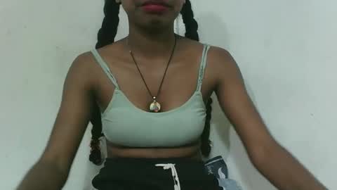 francinealdy online show from October 24, 5:14 am