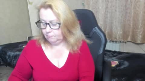 FrauMartha online show from November 20, 1:01 pm