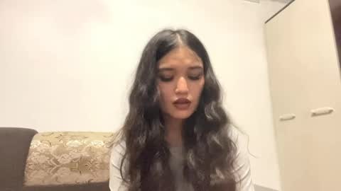 Mia online show from May 30, 6:16 pm