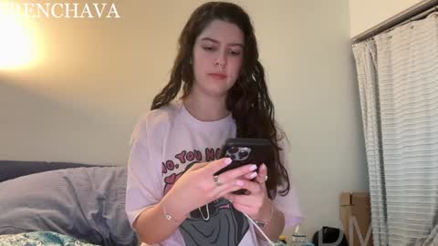 Ava online show from February 11, 9:05 pm