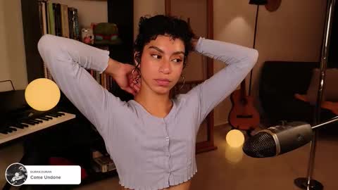 Vale online show from October 13, 12:35 am