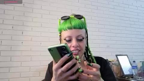 freyaa_sorceress online show from October 16, 2:25 am